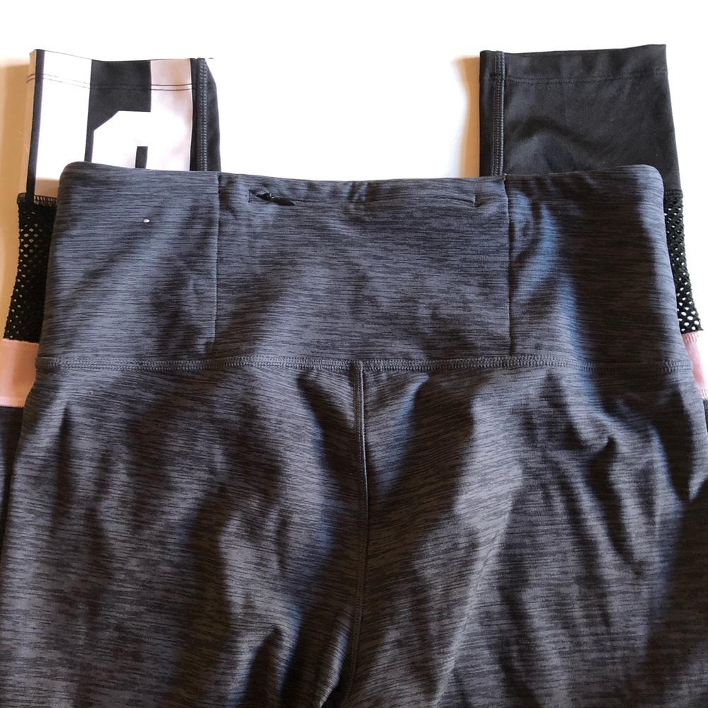 🛑 SOLD PINK Victoria’s Secret Athletic Leggings - Picture 5 of 7